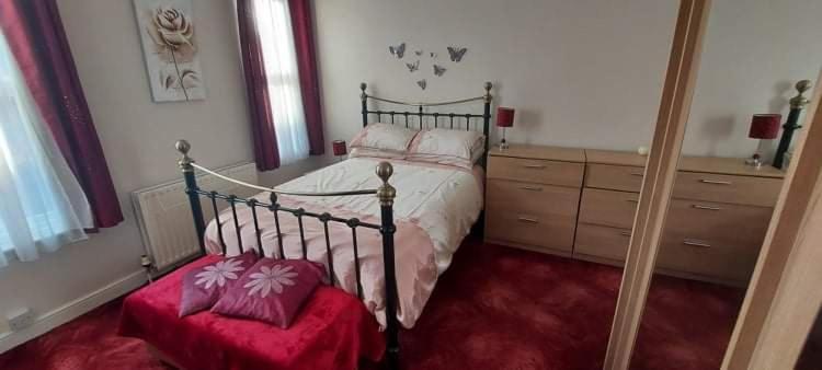 Ripon Street Lincoln Apartment Bagian luar foto