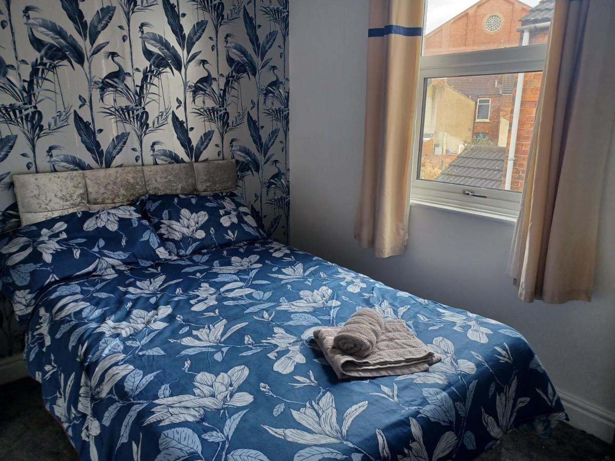 Ripon Street Lincoln Apartment Bagian luar foto